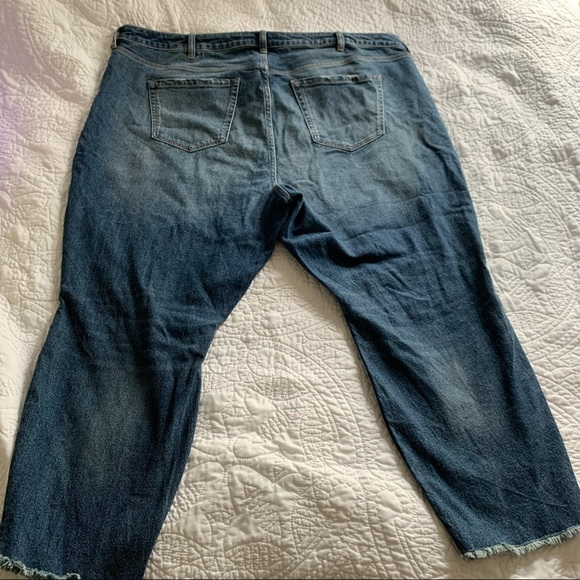 Mom Jeans - Picture 6 of 6